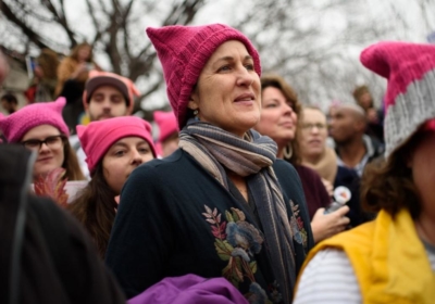 Розовая женская шапка – символ женского марша против Трампа
